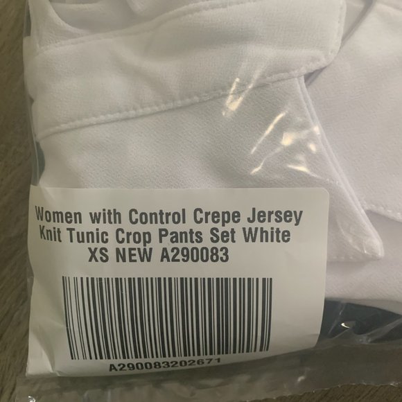 NWT WOMEN WITH CONTROL CREPE TUNIC & CROP PANTS - Picture 11 of 16